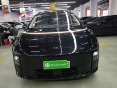 Li Auto i8 Standard Edition - ფოტო 3