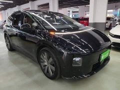 Li Auto i8 Standard Edition - ფოტო 4