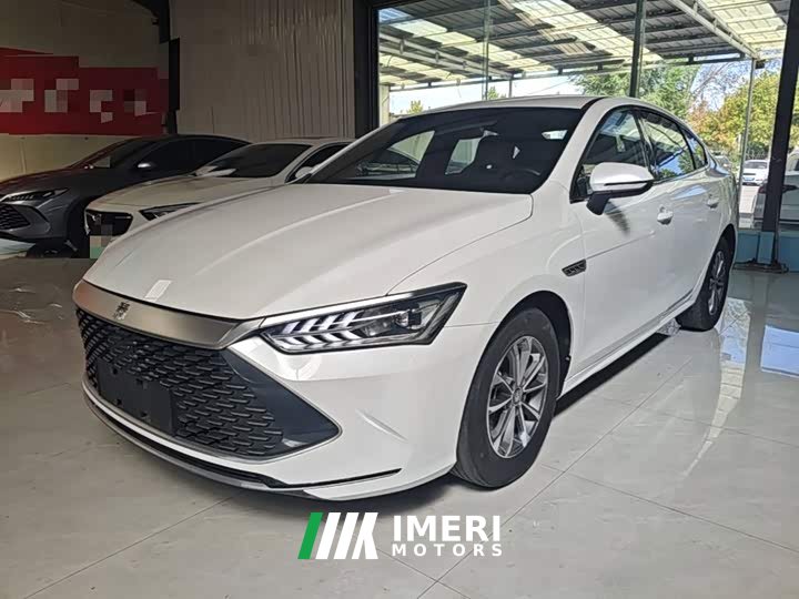 BYD Qin PLUS Glory Edition DM-i 55KM Leading - ავტომობილი ჩინეთიდან