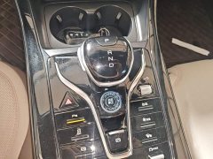 BYD Qin PLUS Glory Edition DM-i 55KM Leading - ფოტო 14