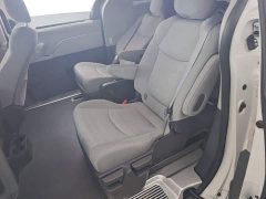 Toyota Sienna 2.5L Hybrid FWD Comfort - ფოტო 17
