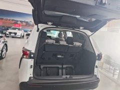 Toyota Sienna 2.5L Hybrid FWD Comfort - ფოტო 19