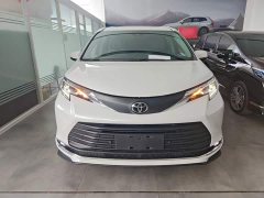 Toyota Sienna 2.5L Hybrid FWD Comfort - ფოტო 3