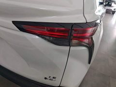 Toyota Sienna 2.5L Hybrid FWD Comfort - ფოტო 8
