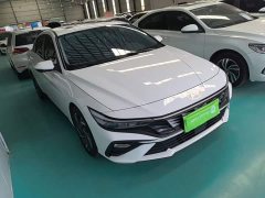 Hyundai Elantra 2023 1.5L CVT GLX Elite - ფოტო 4