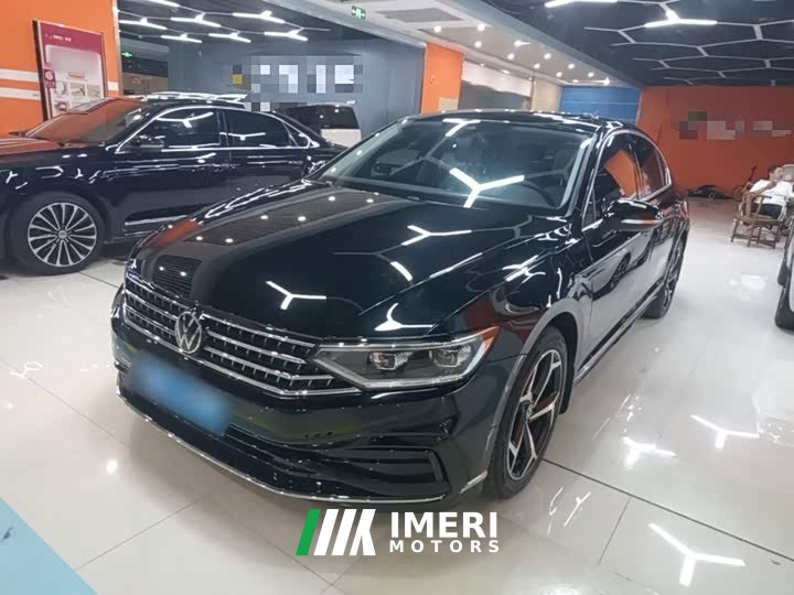 Volkswagen Magotan Facelift II Popular Edition 330TSI DSG Luxury - ავტომობილი ჩინეთიდან