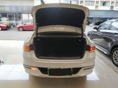 BYD Qin PLUS Glory Edition DM-i 55KM Leading - ფოტო 19