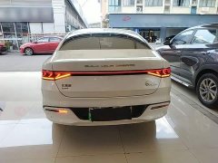 BYD Qin PLUS Glory Edition DM-i 55KM Leading - ფოტო 6