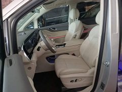 Voyah Dream PHEV Extended Range Luxury Edition - ფოტო 15
