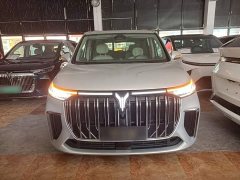 Voyah Dream PHEV Extended Range Luxury Edition - ფოტო 3