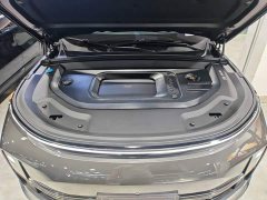 Li Auto L8 Max - ფოტო 20