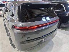 Li Auto L8 Max - ფოტო 6