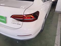 Volkswagen Lavida 1.5L Automatic Comfort - ფოტო 8
