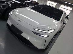 Nio Lerado L60 2025 60kWh Rear-Wheel Drive - ფოტო 2