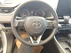 Toyota Venza 2020 2.0L CVT AWD Luxury - ფოტო 11