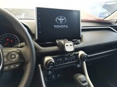 Toyota Venza 2020 2.0L CVT AWD Luxury - ფოტო 13