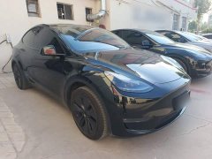 Tesla Model Y Long Range All-Wheel Drive - ფოტო 4