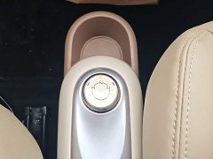 Wuling Hongguang MINIEV Fourth Generation Four-Door Advanced Edition - ფოტო 14