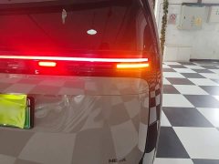 Li Auto Li Xiang MEGA Ultra - ფოტო 8