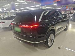 Nio Lerado L90 Max Six-Seater - ფოტო 7