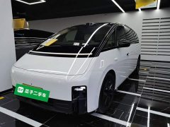 Li Auto MEGA Ultra Smart Refresh Edition - ფოტო 1