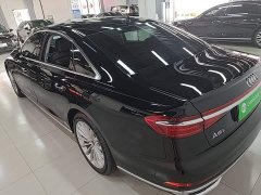 Audi A8 A8L 50 TFSI quattro Comfort Heritage Edition - ფოტო 5