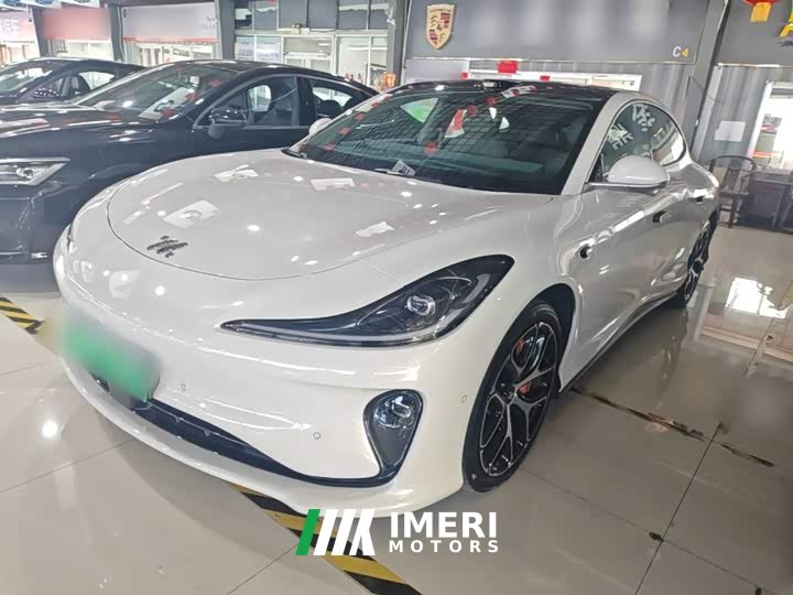 IM Motors Zhiji L6 Ultra - ავტომობილი ჩინეთიდან
