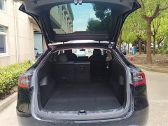 Tesla Model Y Standard Range RWD - ფოტო 19