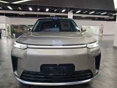 GAC Aion S9 Qiankun Ultra 6-Seater - ფოტო 3