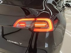 Tesla Model Y 2023 Rear-Wheel Drive - ფოტო 8