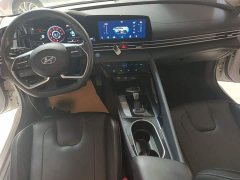 Hyundai Elantra 1.5L CVT GLX Elite - ფოტო 10
