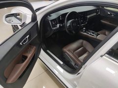 Volvo S60 Plug-in Hybrid 2022 T8 E-Drive Hybrid 4WD Smart Yi Luxury Edition - ფოტო 16