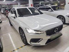 Volvo S60 Plug-in Hybrid 2022 T8 E-Drive Hybrid 4WD Smart Yi Luxury Edition - ფოტო 4