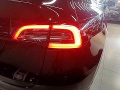 Tesla Model Y Rear-Wheel Drive - ფოტო 8
