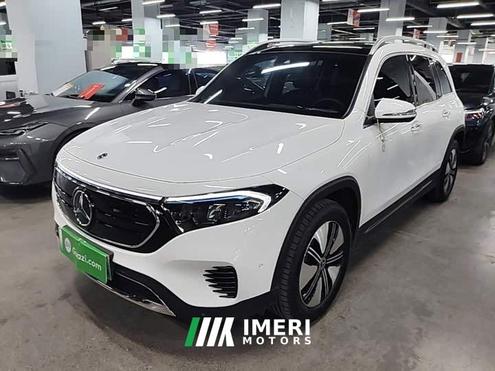 Mercedes-Benz EQB 260