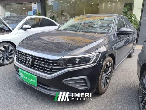 2025 Volkswagen Passat Outstanding Edition 280TSI Business Version