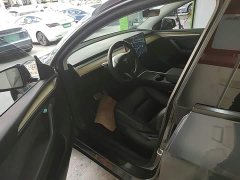 Tesla Model Y Long Range All-Wheel Drive - ფოტო 16