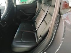 Tesla Model Y Long Range All-Wheel Drive - ფოტო 17