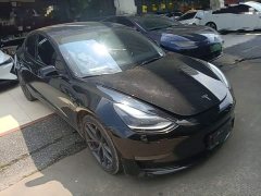 Tesla Model 3 Performance All-Wheel Drive - ფოტო 4