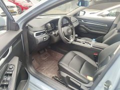 Geely Emgrand 2025 4th Generation 1.5L CVT Luxury - ფოტო 16