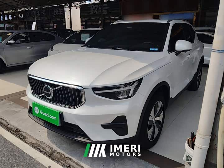 Volvo XC40 B3 Smart Luxury Edition - ავტომობილი ჩინეთიდან