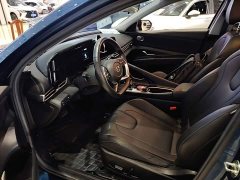Hyundai Elantra 1.5L CVT Luxury - ფოტო 11