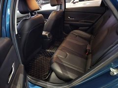 Hyundai Elantra 1.5L CVT Luxury - ფოტო 13