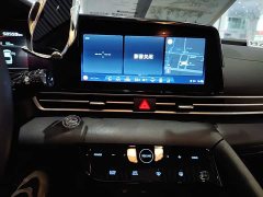 Hyundai Elantra 1.5L CVT Luxury - ფოტო 9