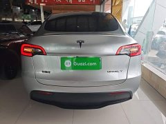 Tesla Model Y Long Range All-Wheel Drive - ფოტო 6