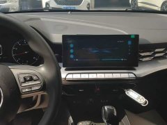 SAIC MG5 180DVVT CVT Fashion Edition - ფოტო 13