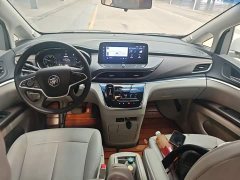 Buick GL8 Land Business Class Smart Edition - ფოტო 10