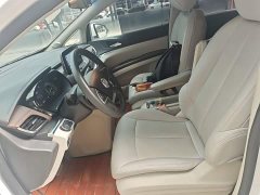 Buick GL8 Land Business Class Smart Edition - ფოტო 15