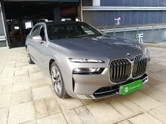 BMW i7 xDrive60L Luxury Package - ფოტო 4