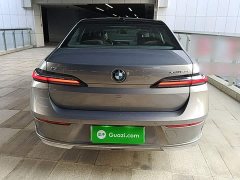 BMW i7 xDrive60L Luxury Package - ფოტო 6